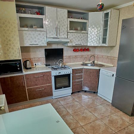 Vacation Home Lubov Kamianets-Podilskyi Exterior foto